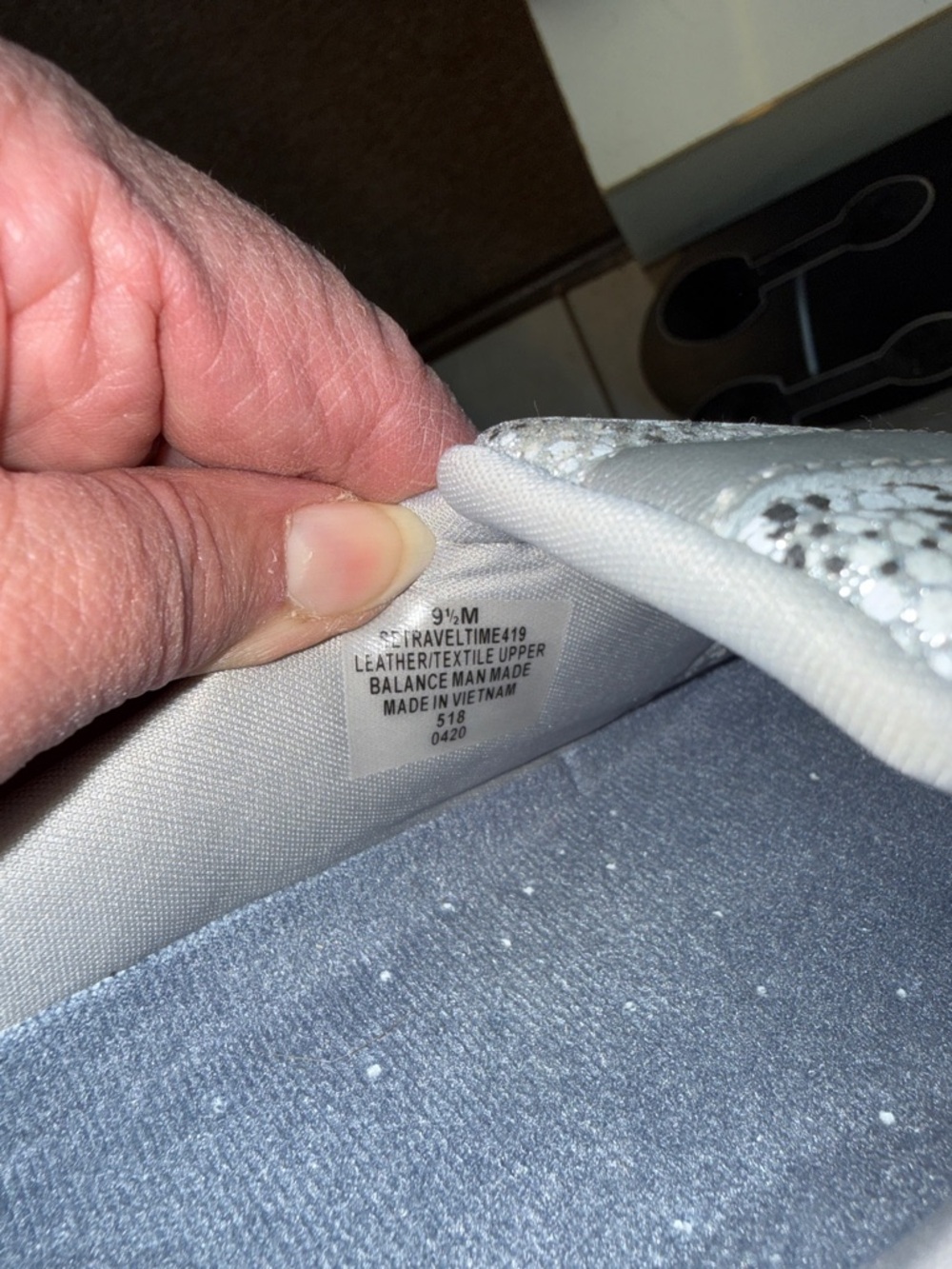 Easy Spirit Metallic Silver Slip-On - Picture 8 of 8